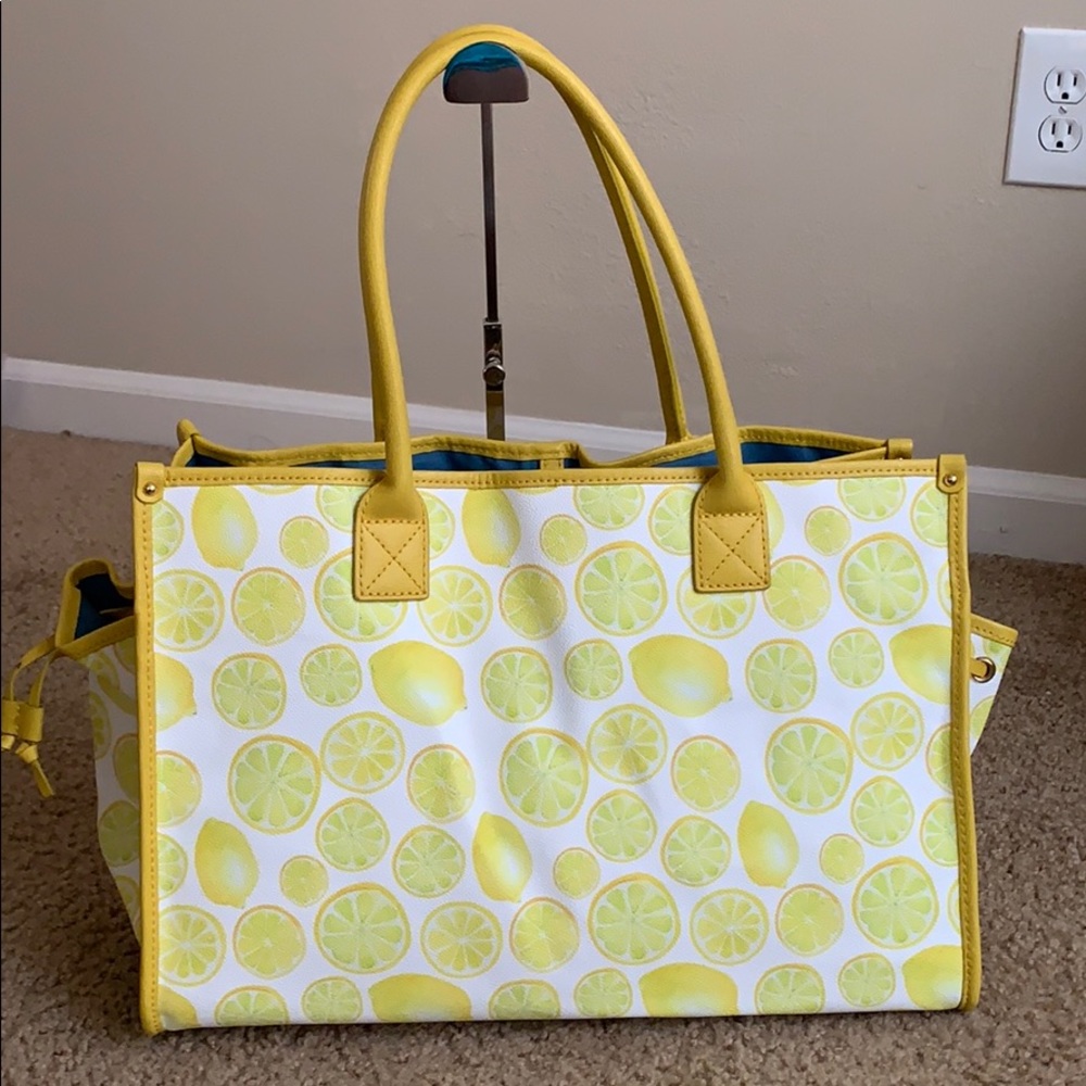 Dooney and bourke - Picture 3 of 16